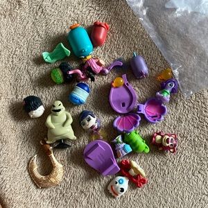 Small bag of tsum tsum toys
